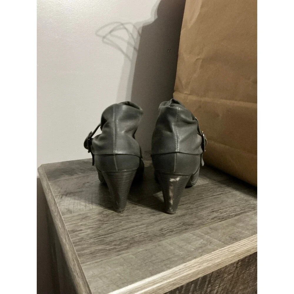Women’s Booties
